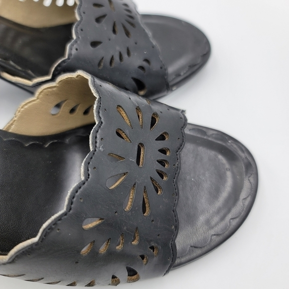 Madden Girl Black Corona Laser Cut Slides Size 7 Heels - Picture 5 of 11